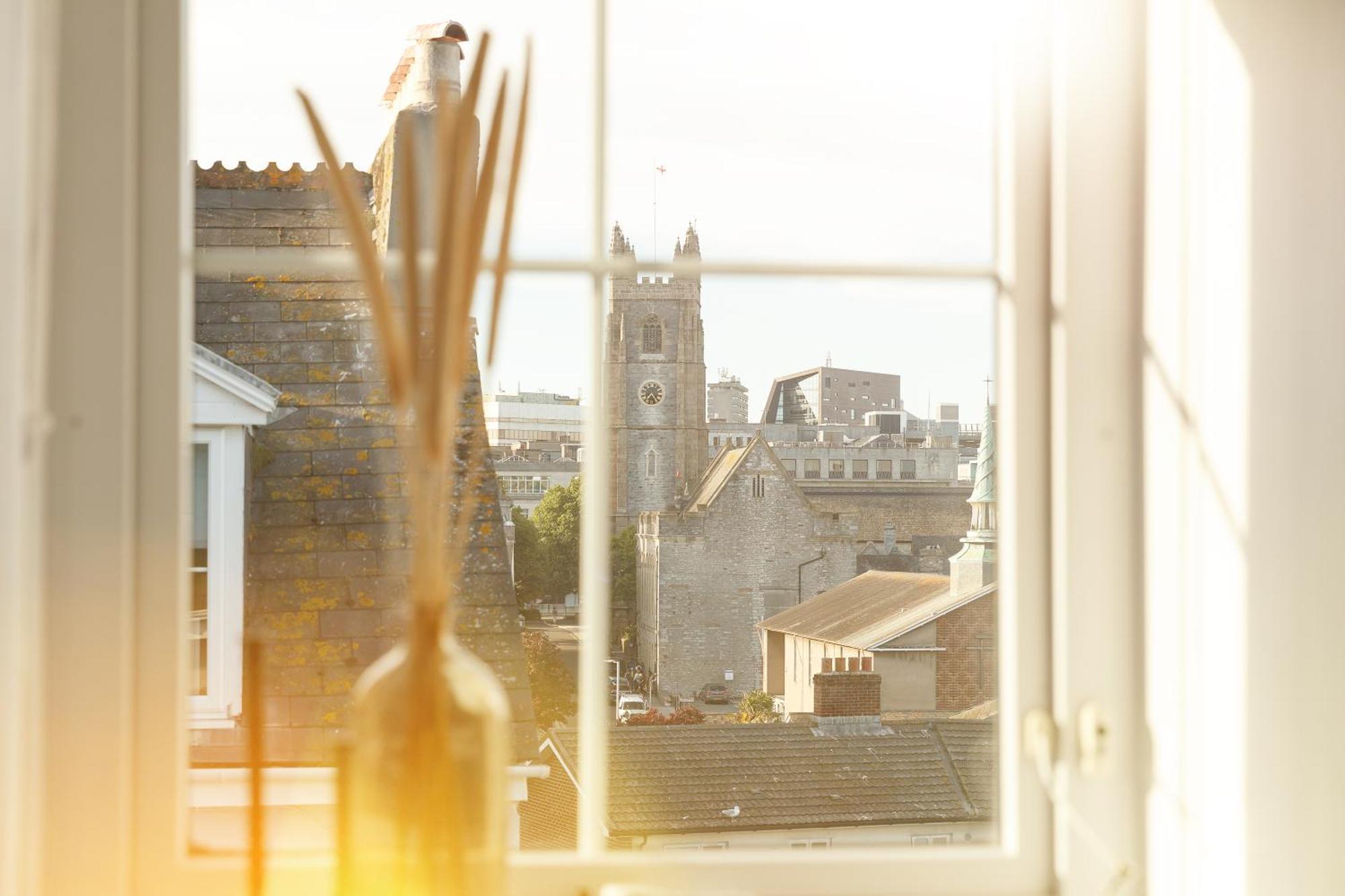 New Luxury For 2024 - House - Sleeps 10 - Access To Town - Close To The Barbican - Pets Welcome - Parking Available - By Luxe Living By Sophia Hébergement de vacances *